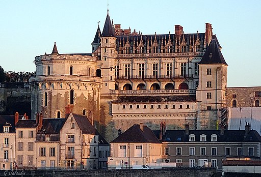 Châteaux de la Loire - château d'Amboise par Gérard Jalaudin (CC - Wikimedia)