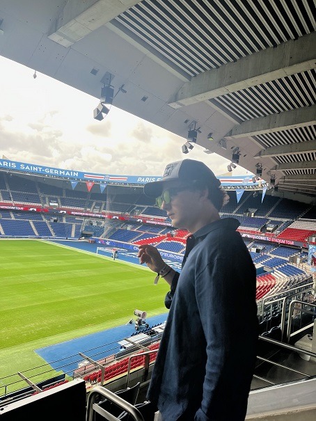 Arthur Delhommais - Geneviève by night et Geneviève Shop